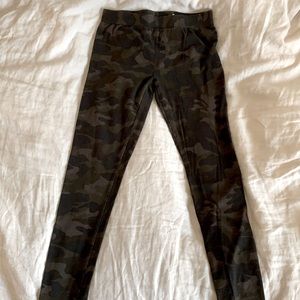 green camo leggings